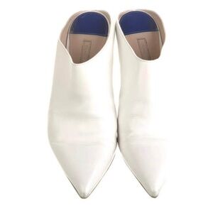 Stuart Weitzman White Leather Mules Size 8